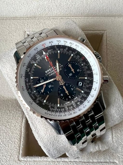 Breitling ub0121211f1a1 Navitimer 43 Chronograph.