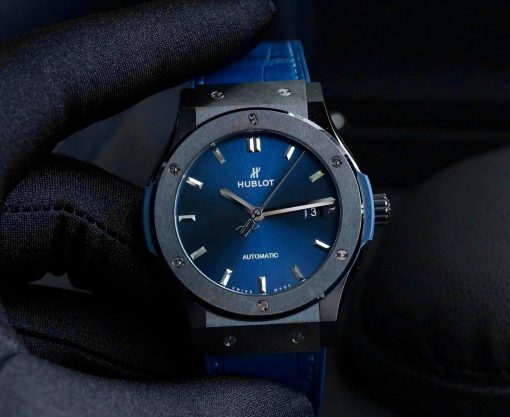 HUBLOT  Classic Fusion Automatic Blue Dial Men’s Watch Item No. 511.CM.7170.LR