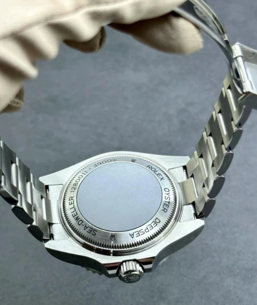 OMEGA Speedmaster Moon Phase Chronograph Automatic Men’s Watch Item No. 304.33.44.52.03.001
