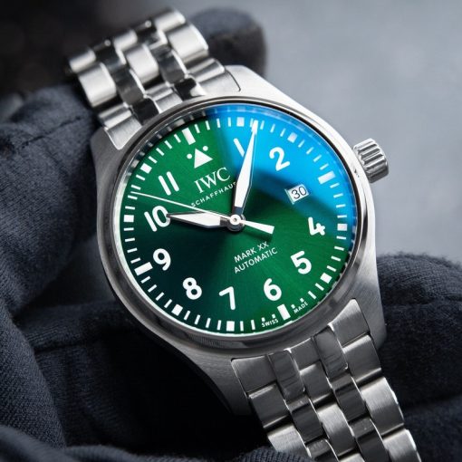 IWC Pilot’s Watch Mark XX Green Dial 5/2023 Steel Bracelet 40 Automatic IW328206