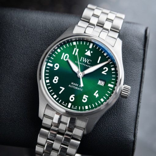 IWC Pilot’s Watch Mark XX Green Dial 5/2023 Steel Bracelet 40 Automatic IW328206