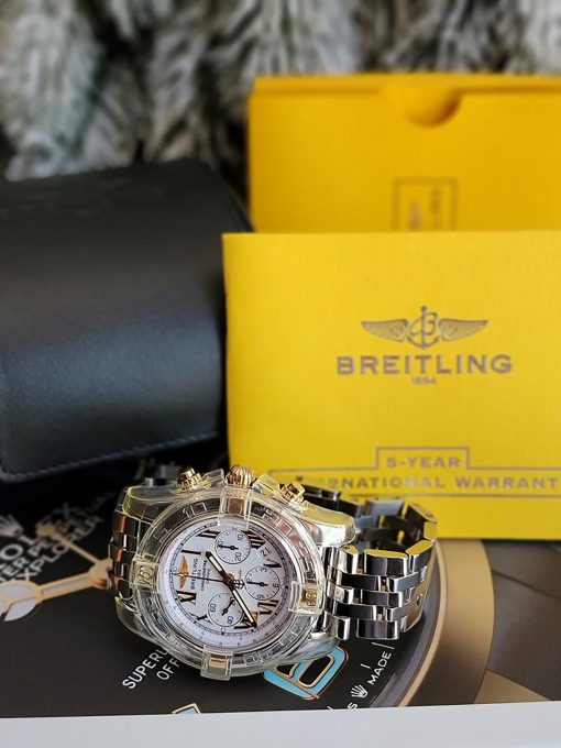 Breitling Chronomat 44 IB011012A692