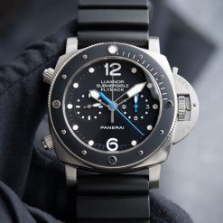 Panerai Luminor Submersible Fly back Chronograph Titanium Black PAM615